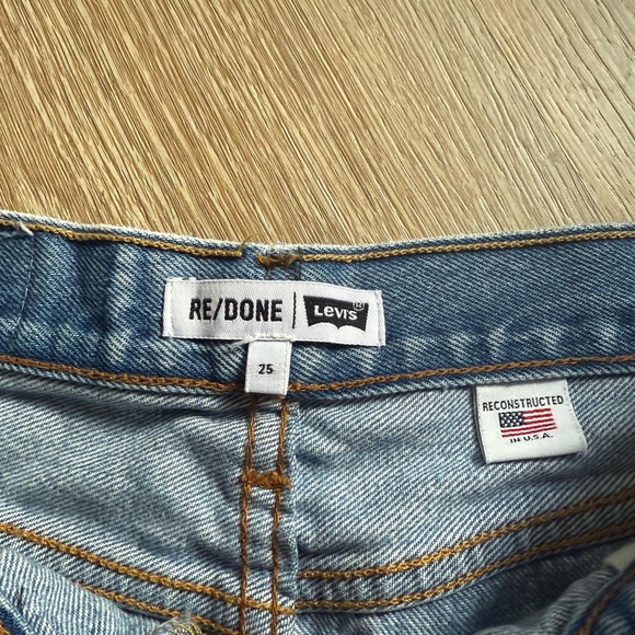 Levis redone Denim Shorts - Picture 2 of 4
